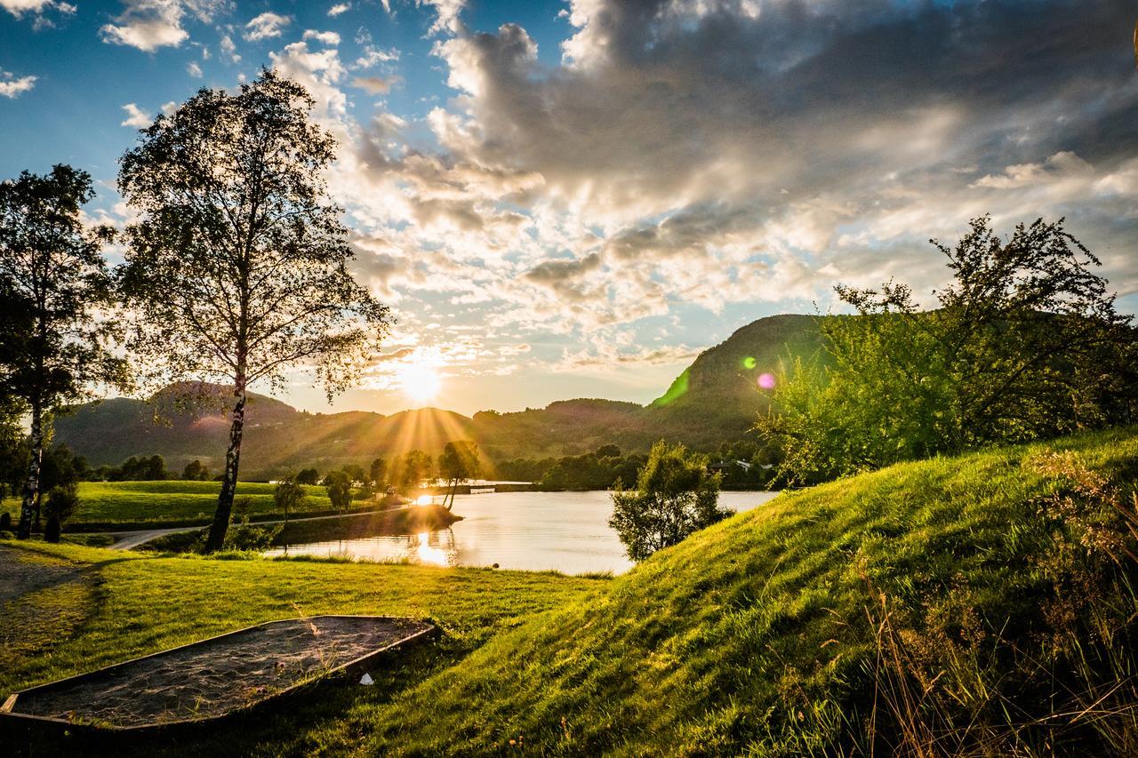 Lilland Hostel Vaulali Bjorheimsbygda ภายนอก รูปภาพ